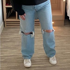 Abercrombie & Fitch Curve Love The 90’s Relaxed Jean High Rise. size 30/10